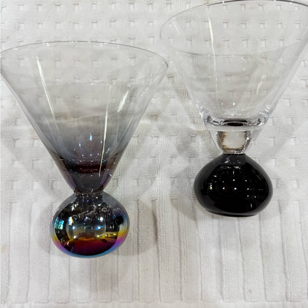Iridescent and Clear Glasses Set